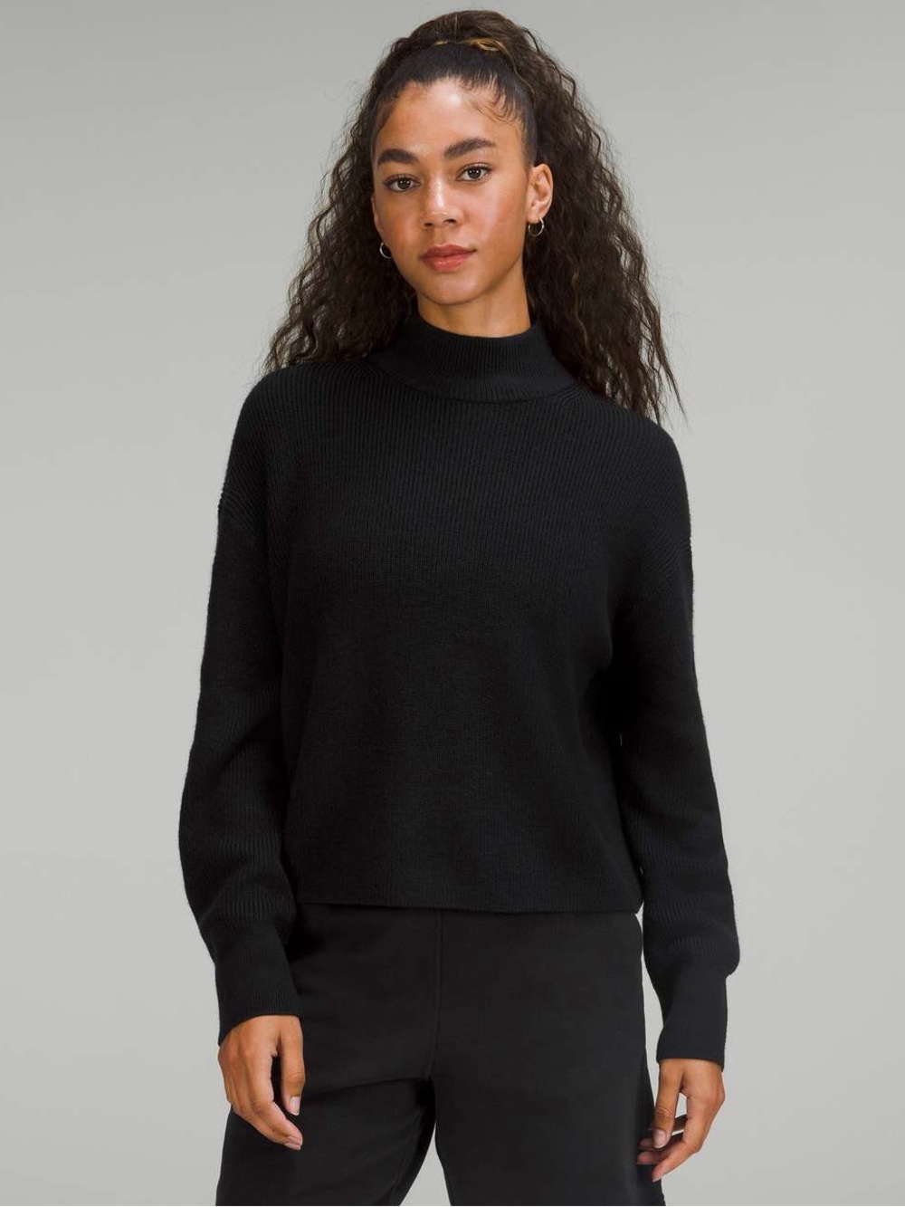Lululemon Merino Wool Blend Ribbed Turtleneck Sweater Black Size 8